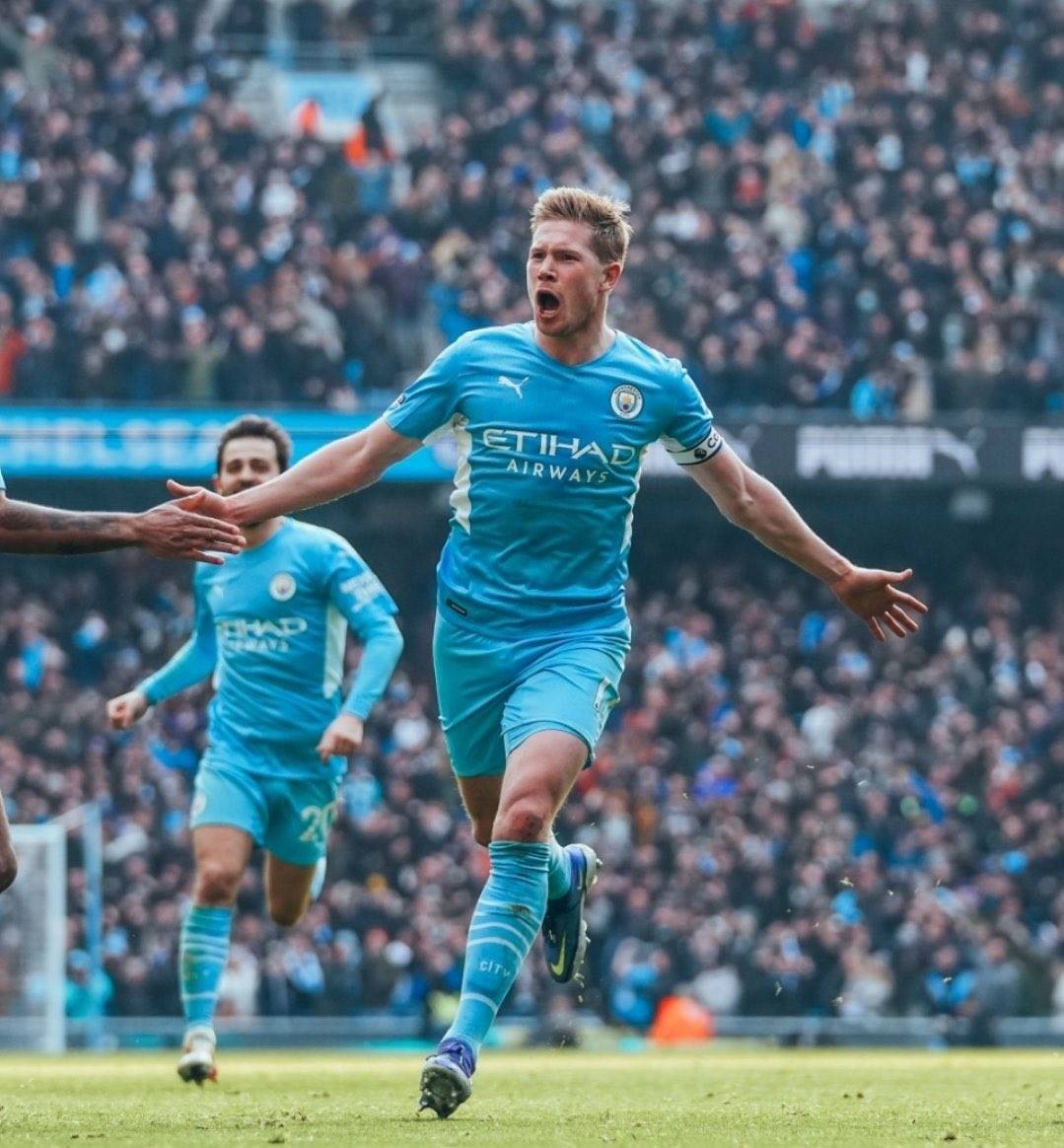 无缘升级向球迷跪拜道歉，水原三星主帅卞成焕赛后主动辞职（无缘升级后向球迷下跪致歉，水原三星主帅卞成焕赛后请辞）