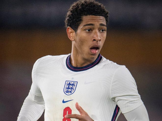 NBA最佳阵容公布：湖人球员上榜,（NBA年度最佳阵容揭晓：湖人球员入选）