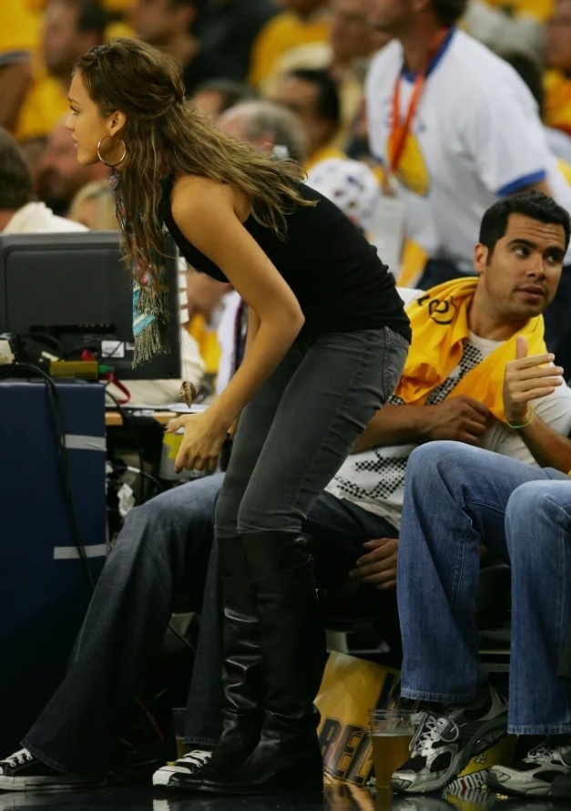 雷霆本赛季相对防守效率达12.3，有望成历史防守最强球队（雷霆本季相对防守效率高达12.3，冲击史上最强防守队）