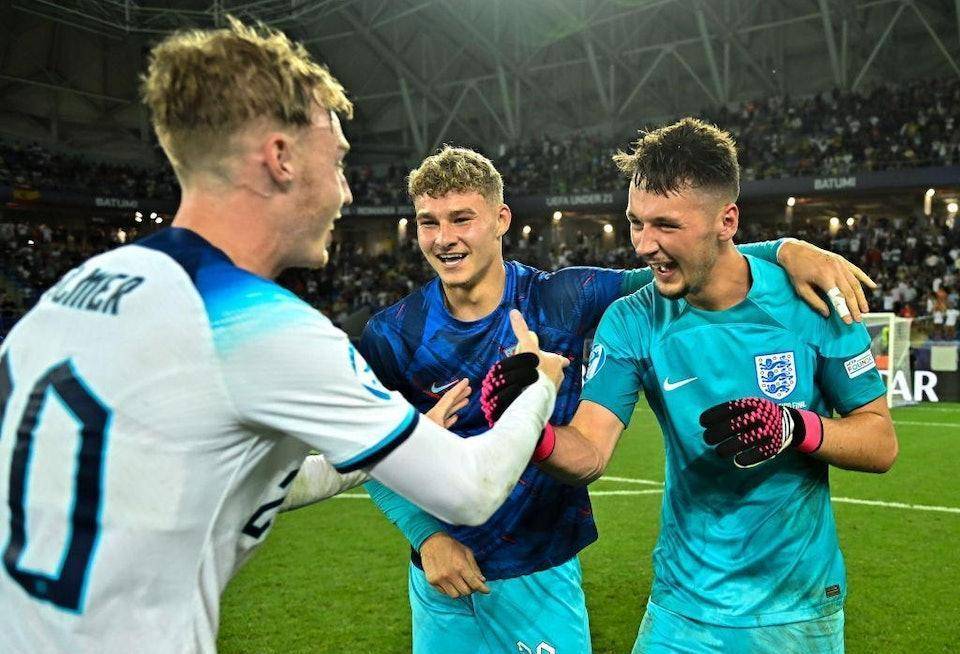 半场：国米1-0科莫，恩里克长驱直入助攻劳塔罗破门（半场战报：国米1-0领先科莫，恩里克奔袭助攻劳塔罗建功）