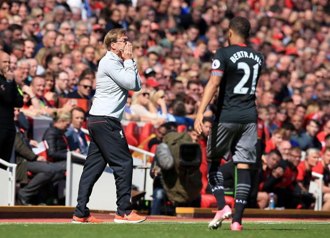 维尼修斯在所有体育场继续制造混乱（维尼修斯在各大球场依旧掀起风波）