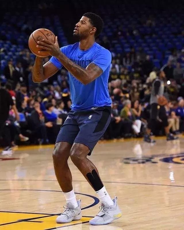 意甲知名评论员：迈尼昂不是耍脾气不续约，他只想看到米兰管理层的诚意！（意甲名嘴：迈尼昂拒续约非耍性子，只求米兰管理层拿出诚意）