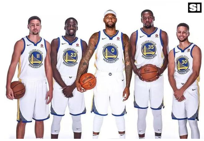 远藤航晒照感谢日本球迷：非常感谢大家的热烈支持（远藤航晒照致谢日本球迷：衷心感谢大家的热情支持）