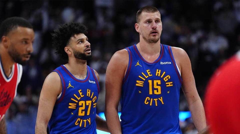 哈登得分30+快船本赛季已输4场，此前2个赛季仅2次（哈登砍30+，快船本季已吞第4败，此前两季仅败2场）