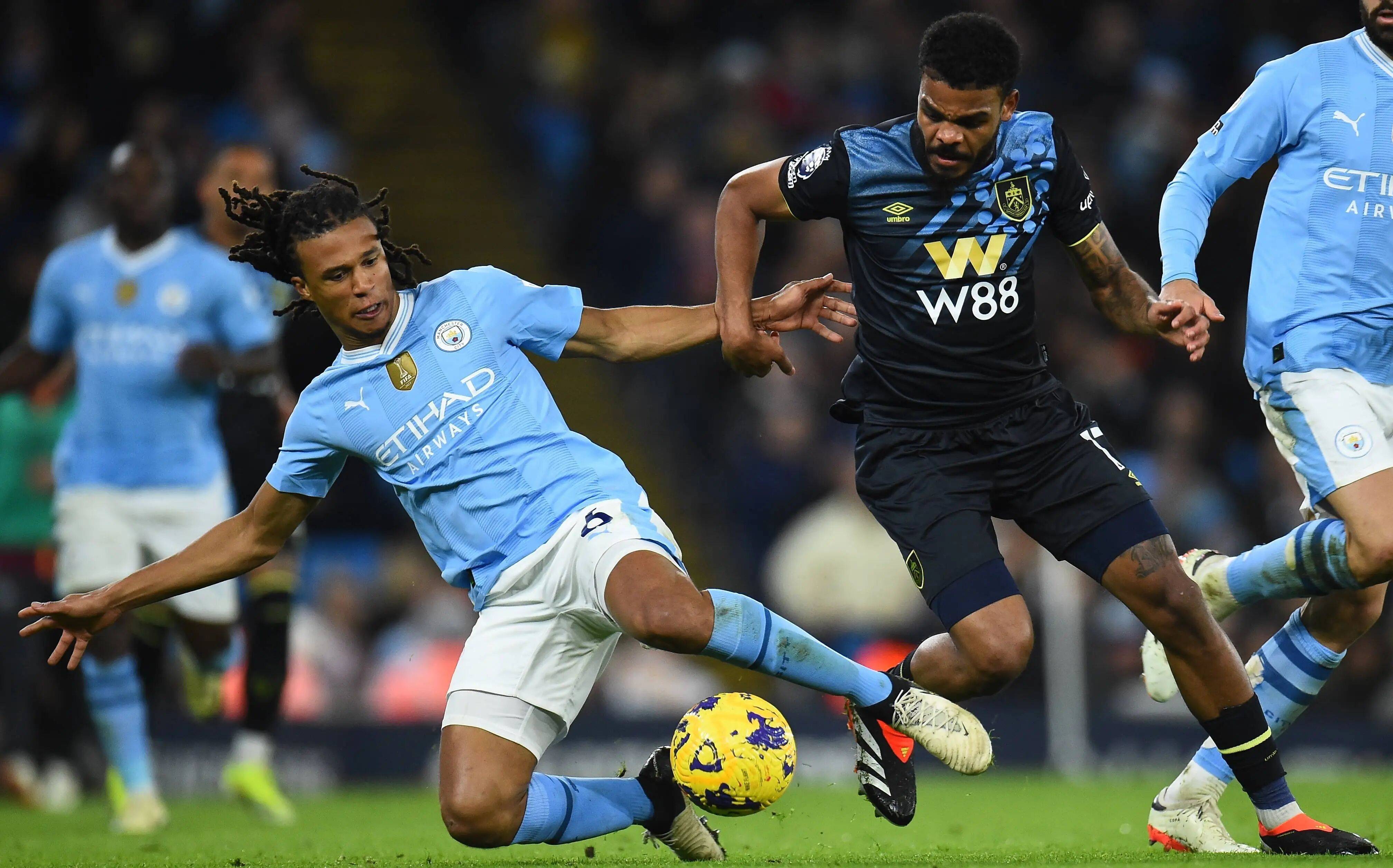 阿里亚斯入围2025年国际足联年度最佳男子阵容候...（阿里亚斯跻身2025年国际足联年度最佳男足阵容候选名单）