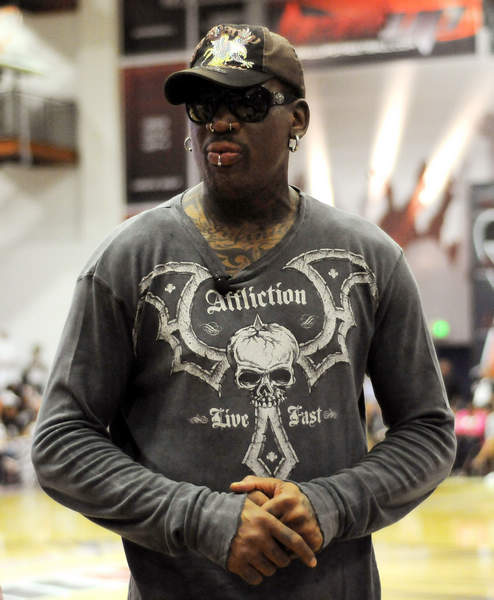 东体：李帅踢浙江赛前发烧赛后去挂水，加布里埃尔是疲劳积累（东体：李帅战浙江前发烧赛后输液，加布里埃尔为疲劳累积）