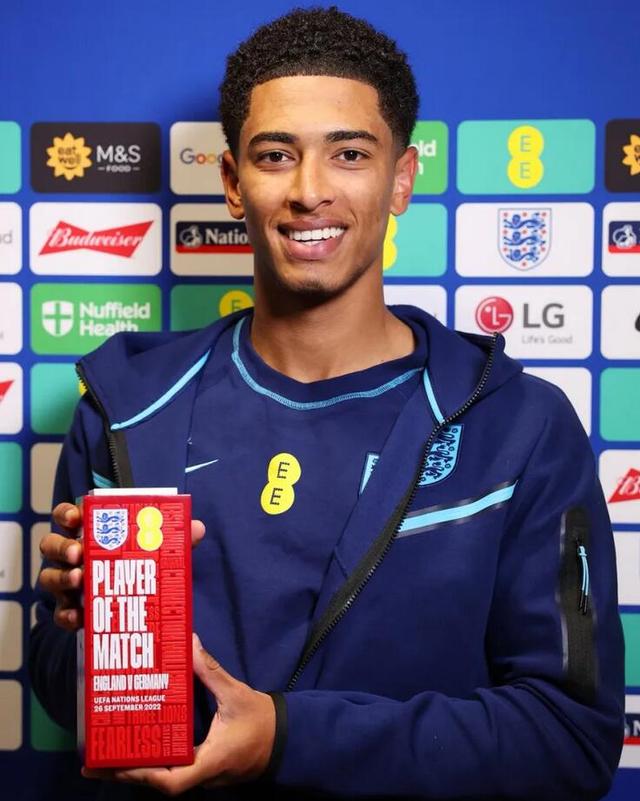 罗马诺：曼城是塞门约的首选；曼联已做好支付解约金的准备（罗马诺：塞门约倾向加盟曼城，曼联已准备触发解约金条款）