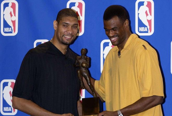 U17国少vs东帝汶U17：万项、帅惟浩首发，邝兆镭替补（U17国少战东帝汶U17：万项、帅惟浩先发，邝兆镭列替补）