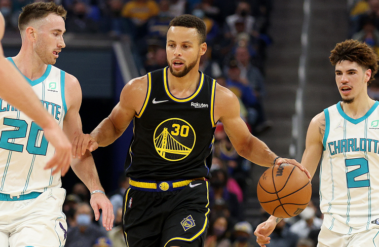 利兹联主帅：连续在强队上拿分很不容易，这些功劳属于球员们（利兹联主帅：连续从强队取分不易，功劳属于球员）