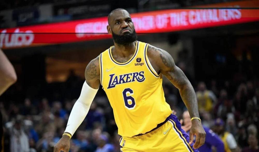 因伤缺席今年剩余比赛阵容：德布劳内、卡瓦哈尔、加维等在列（今年余下赛程伤停名单：德布劳内、卡瓦哈尔、加维等在列）