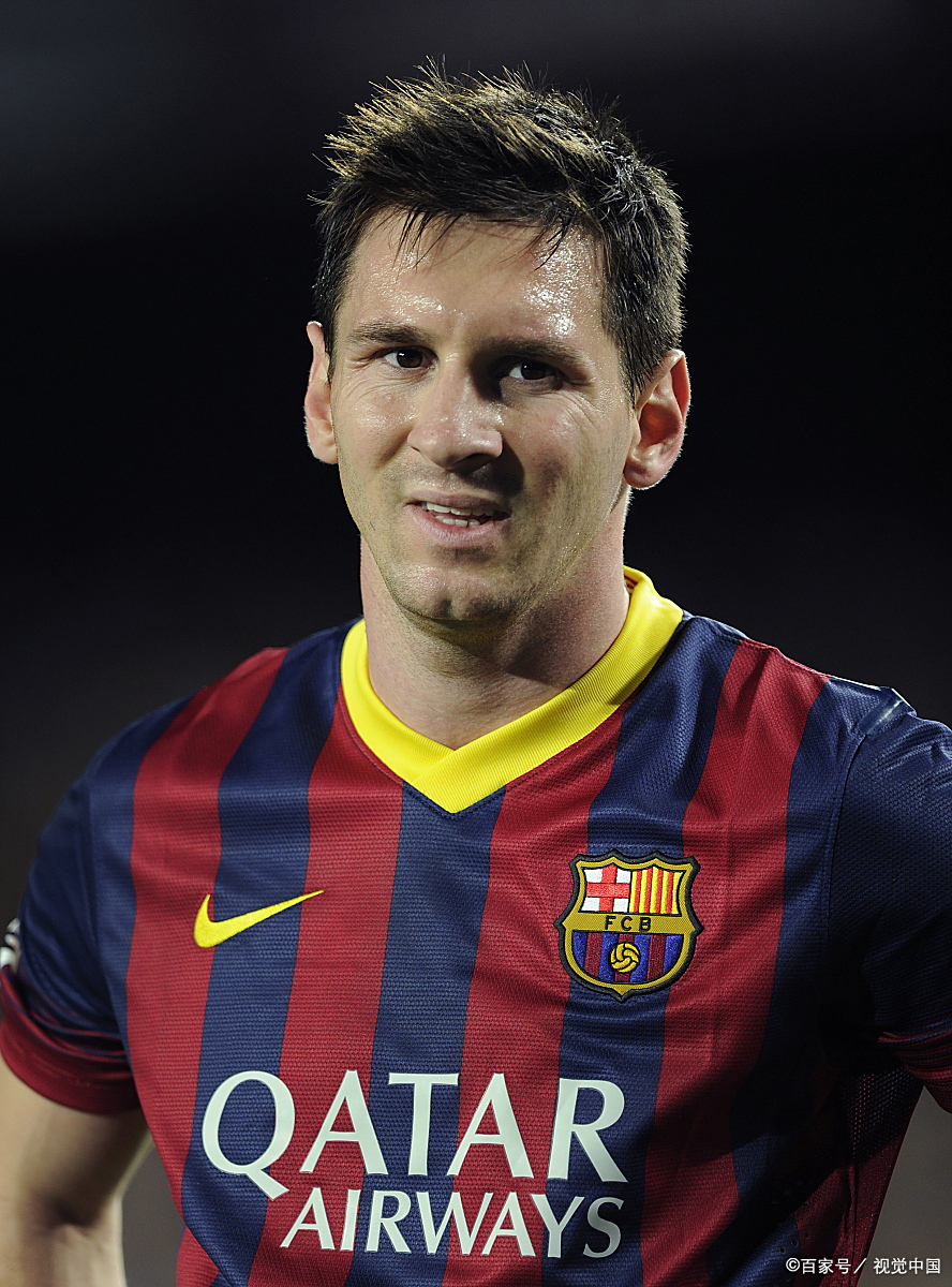 率队四冠+队史欧冠首封！官方：恩里克当选FIFA年度最佳教练​（带队夺四冠并创欧冠队史首零封！官方宣布：恩里克荣膺FIFA年度最佳教练）