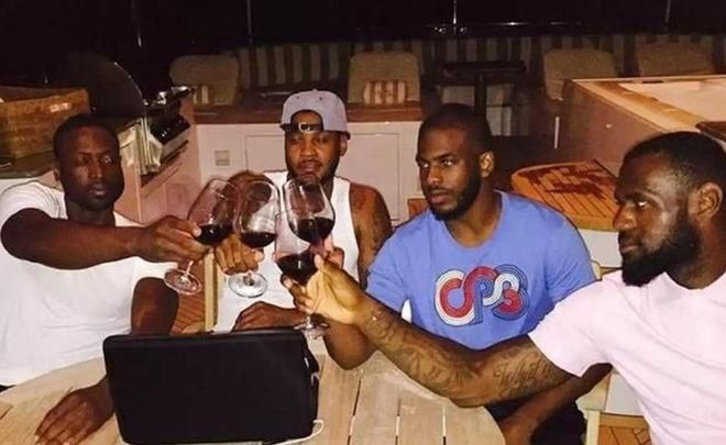 状态持续火热！本轮英超送助攻，福登最近3场比赛已造5球（火力正旺！福登本轮英超再送助攻，近三战已参与5球）