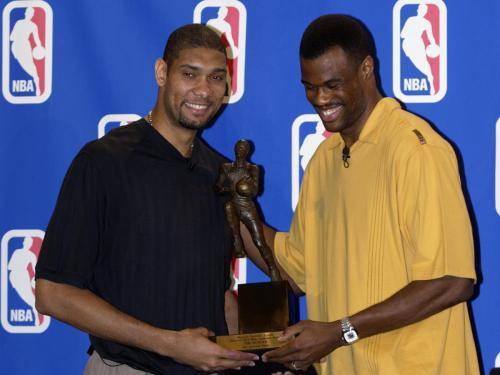 意甲出现一条大鱼！4大豪门开始抢人，年仅26岁4000万欧底价（意甲现顶级猎物：四大豪门围抢，26岁球星标价4000万欧）